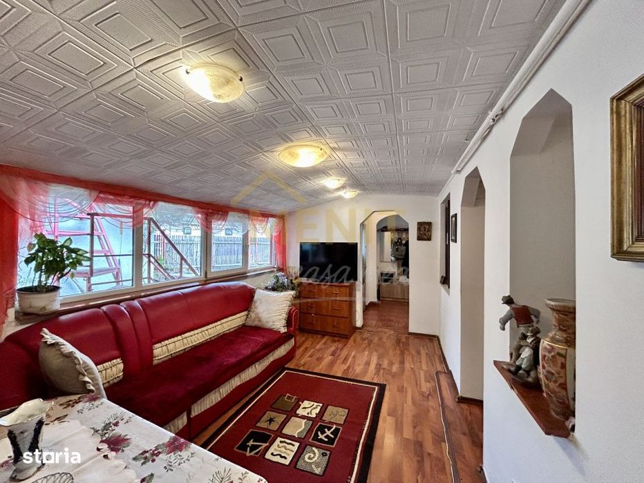 Casa 4 camere, garsoniera, 2 bai, garaj acoperit, Mihai Bravu, Ploiest