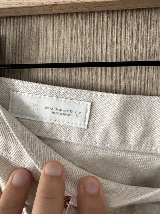 Blugi Zara, Barbati, 42, Straight Fit, Colectie 2025