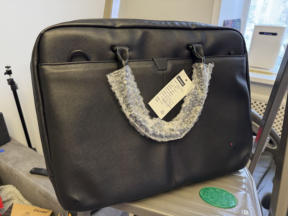 Кожаная сумка для ноутбука Lenovo