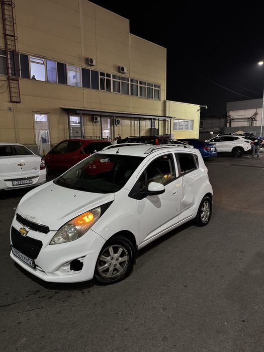 Chevrolet spark 2012