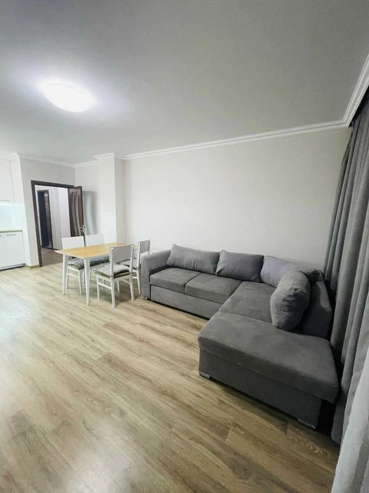 Тристаен апартамент в Южен