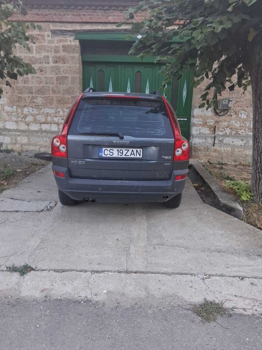 VOLVO XC90 0 — imagine 3