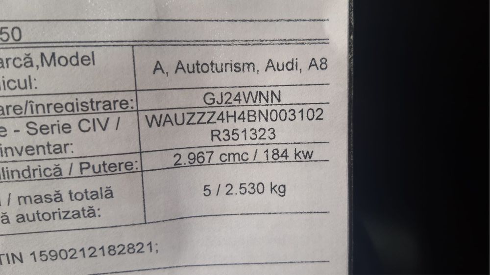 AUDI A8 2011 — imagine 5