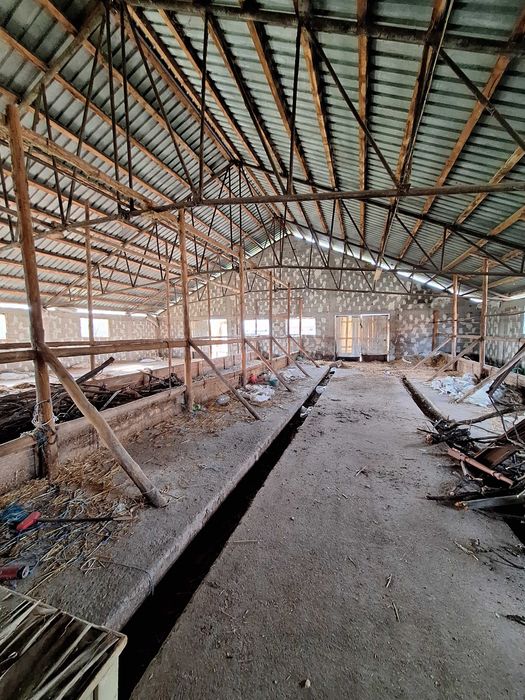 Продава се Къща в Асеновград - 600 кв.м за 125 €/кв.м - Снимка #3