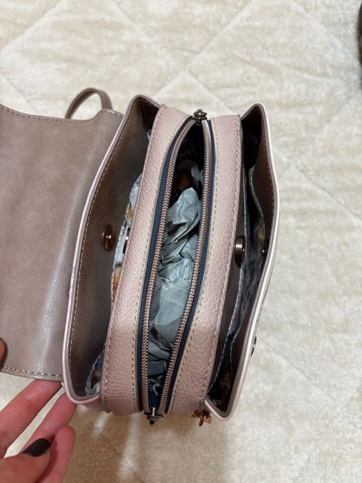 Раници и чанта на Anekke