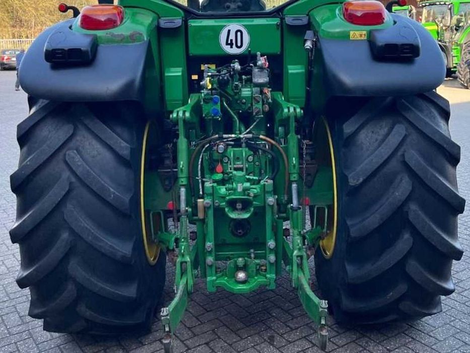 Трактор колесный  John Deere 7530 Premium