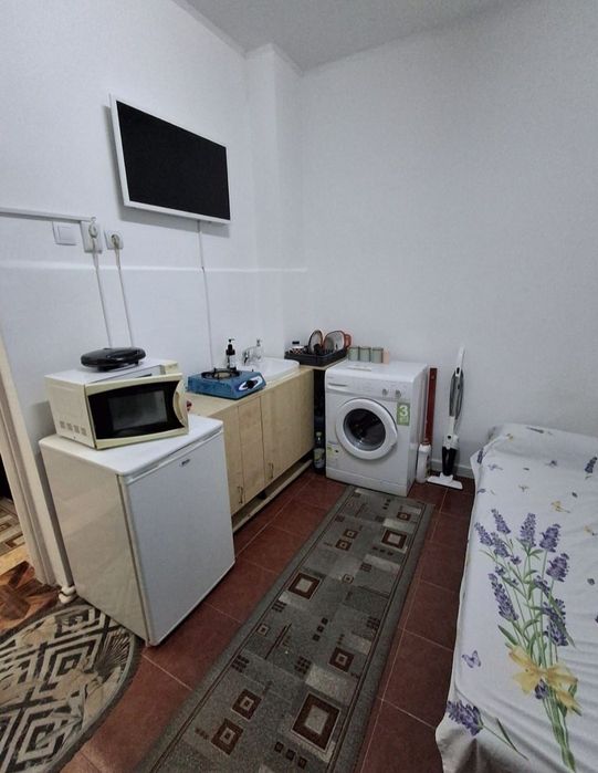 Inchiriez garsoniera zona Far-Billa(Supeco)