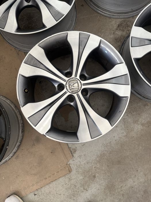 Джанти 18 5х114.3