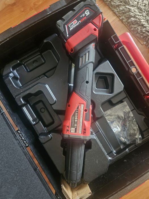 Biax milwaukee m18 cu variator turatie