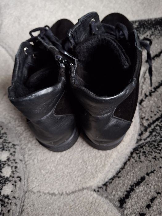 Дамски боти,почти нови