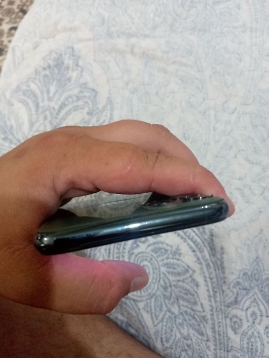Iphone 11 pro max 64 gb feys truton bor aybi rasimda
