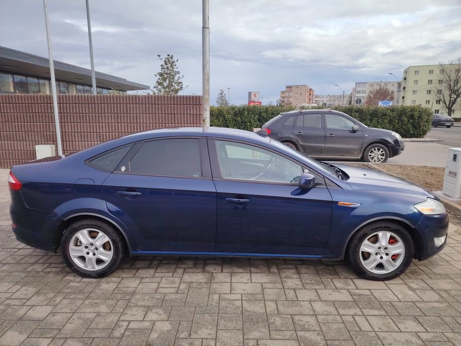 Vând Ford Mondeo mk4