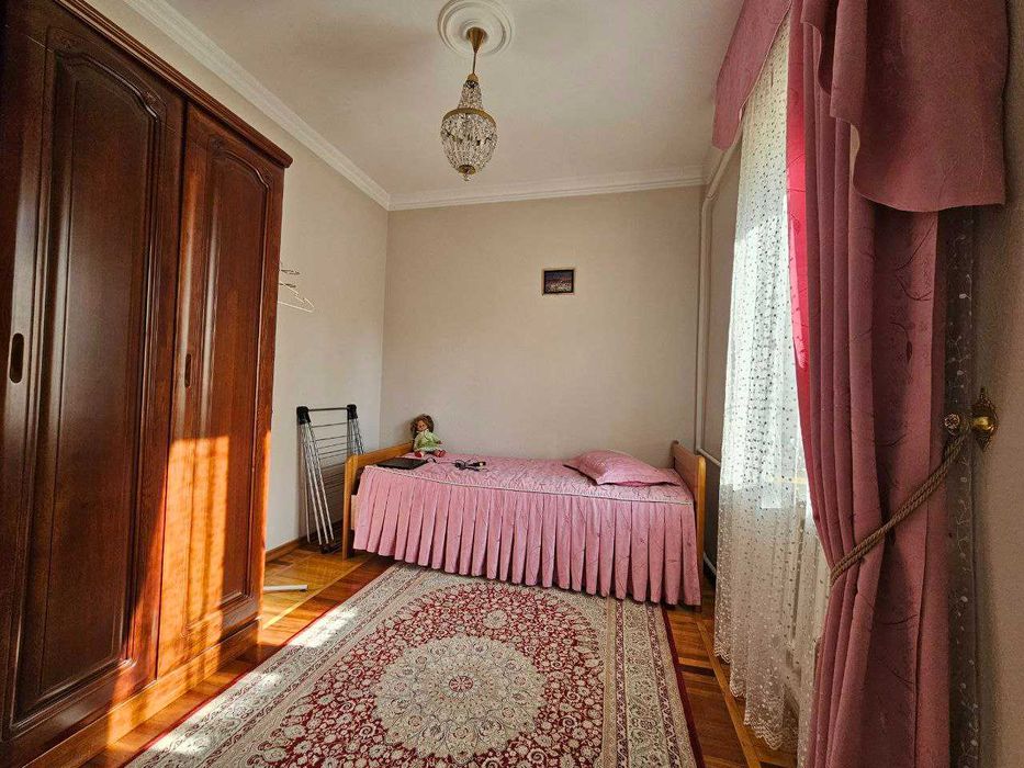 Ц 2! Продам 4 комн, квартиру в центре, Алайский Базар