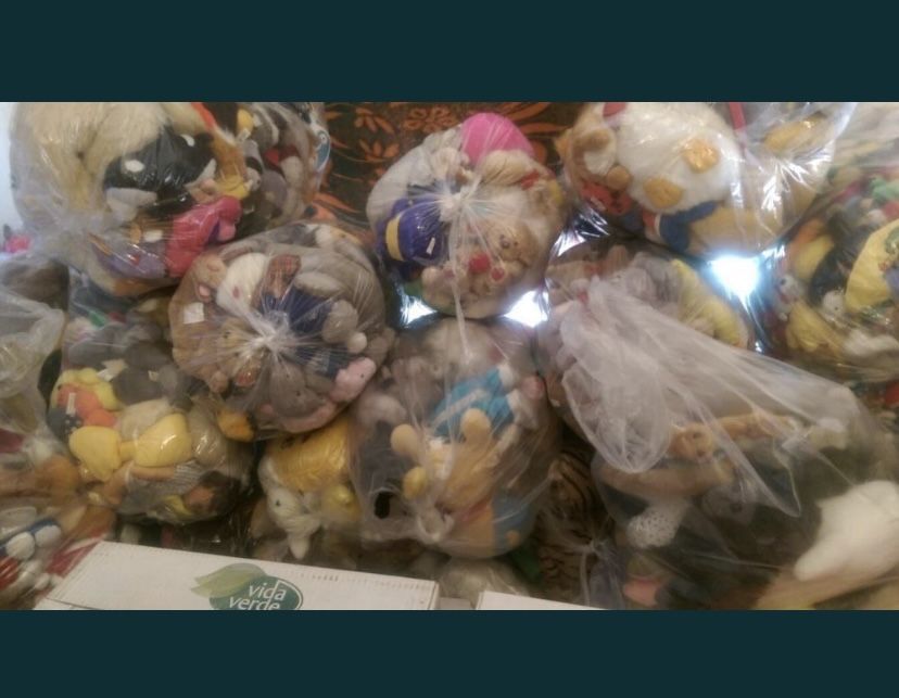 Jucarii din plus SH la sac diverse animale, mascote, kg en gros