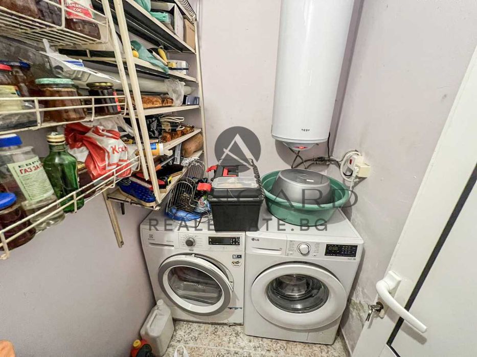 Продава се Двустаен апартамент в Пловдив, Изгрев - 72 кв.м за 1153 €/кв.м - Снимка #7