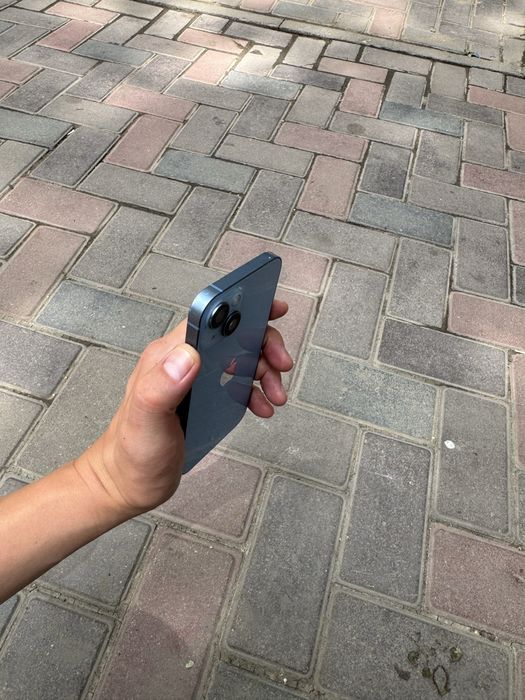 Iphone 14 в хорошем состояний