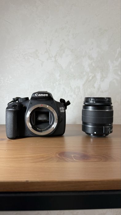 Продам камеру Canon EOS 1200D