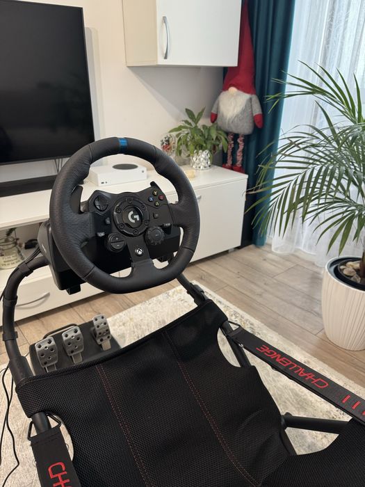 Playseat Challenge ActFit + Volan Logitech G923 XBOX