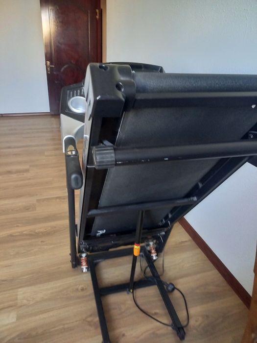 Беговая дарожка сотилади