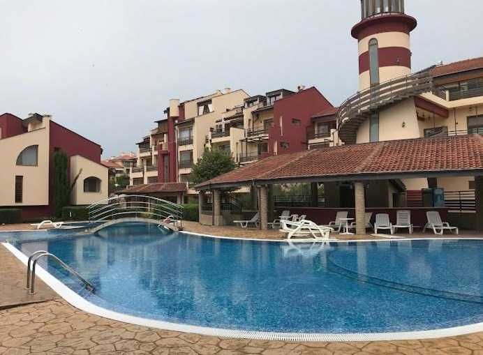 Дава се под наем Тристаен апартамент в Свети Влас - 80 кв.м за 80 € - Снимка #2