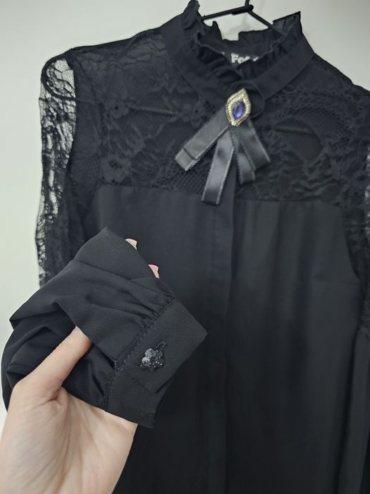 Camasa Fofy eleganta neagra cu dantela