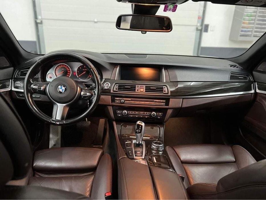 BMW F11 530xd 2015г На Части