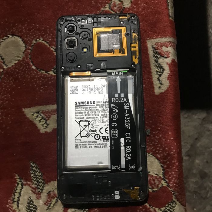 Самсунг а32 опис