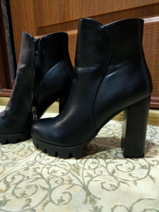 Полуботинки, ботильоны женские