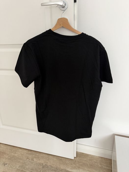 Vand tricou Ami