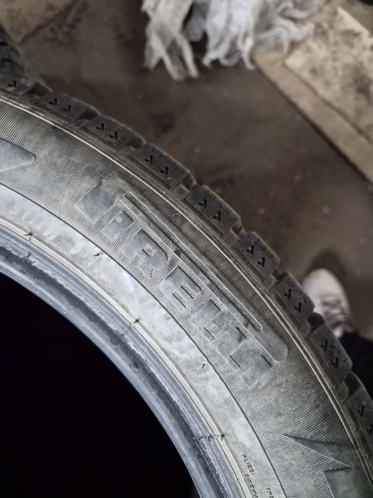 Резина зимняя R17 Pirelli