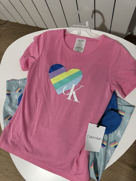 Calvin Klein комплекти