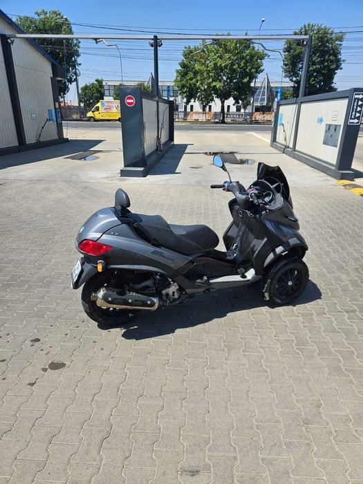 Scuter Piagio 500ie cm3 2013
