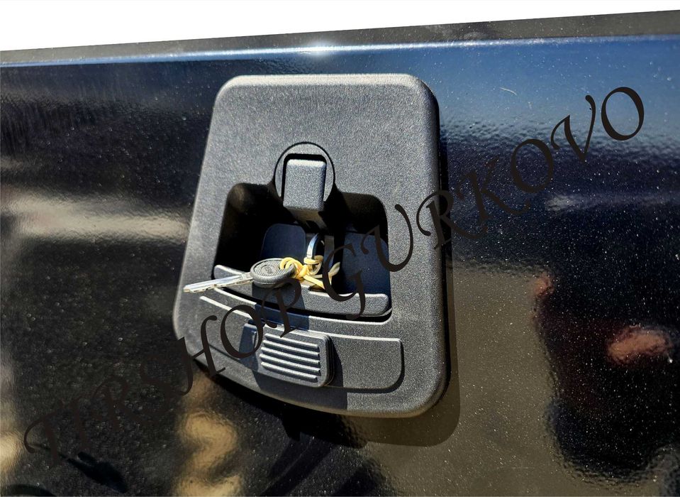 Метална кутия сандък за камиони бусове  ремаркета прахово боядисани