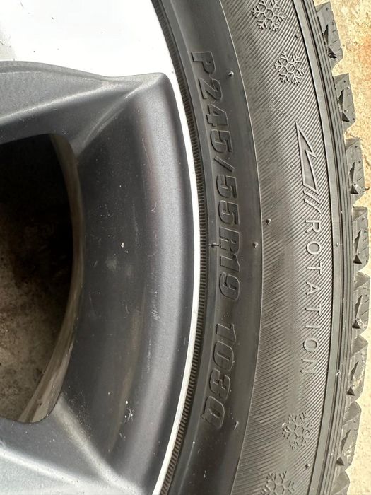 Продается комплект зимних шин