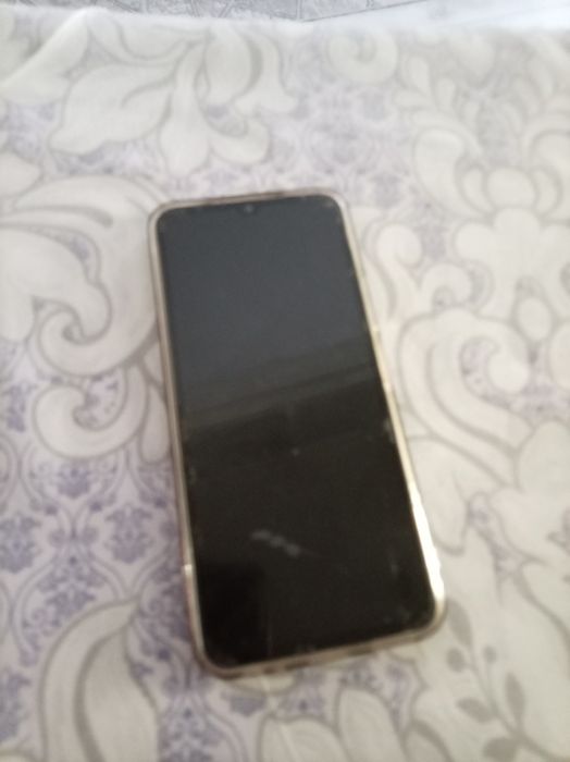 Vivo Y33s смартфон