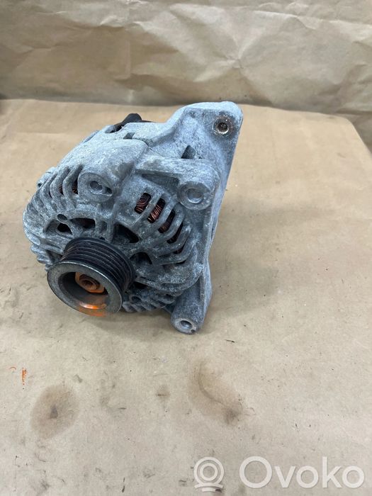 Vând alternator e87 seria 1