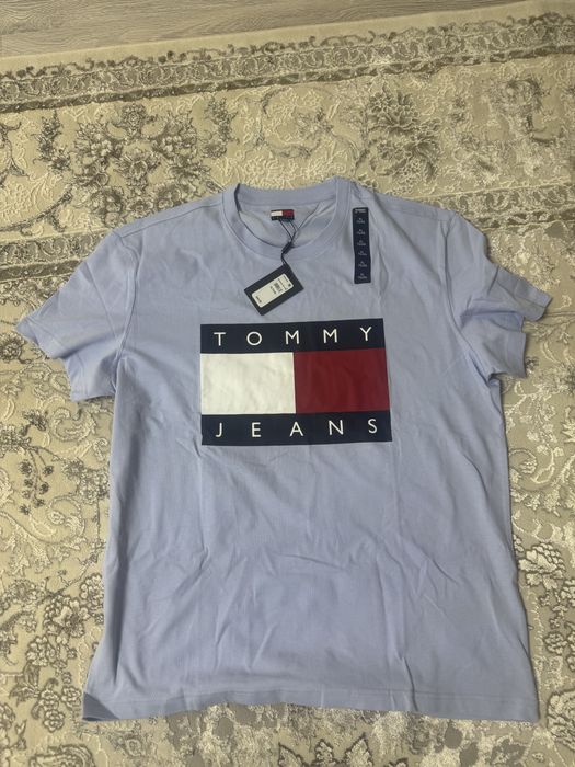 Футболки Tommy и Calvin