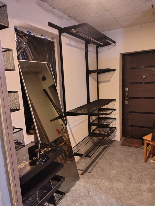 Продам комплект гардеробный