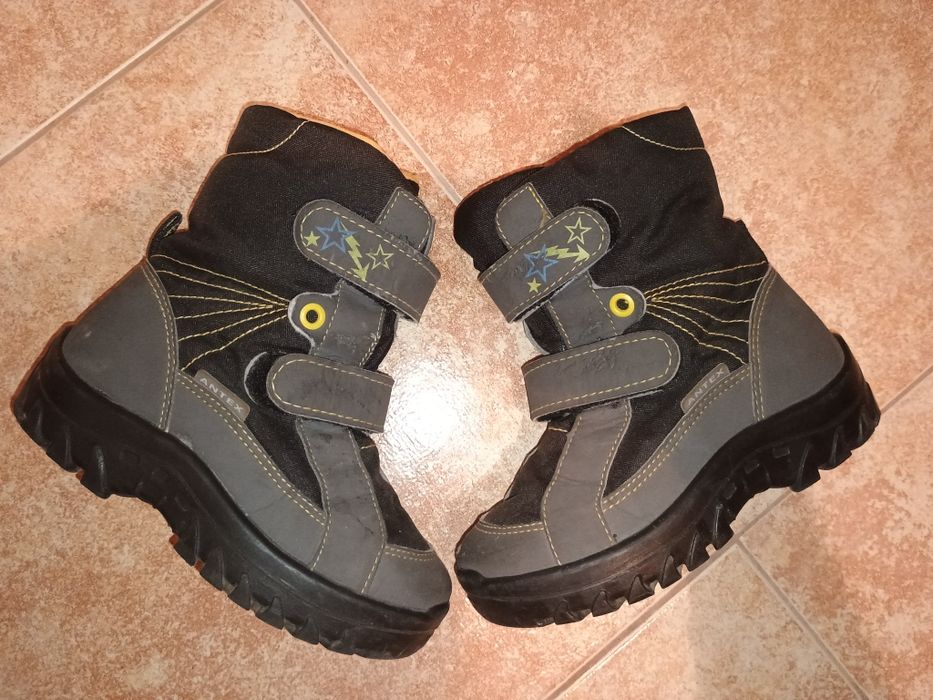 Детски обувки 27, 28, 30 номер