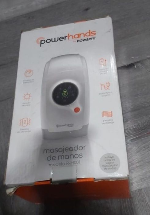 Aparat de masaj a mainilor ajută la circulația sângelui și ameliorează