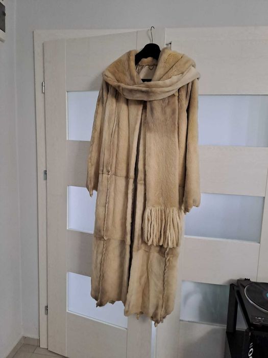 Haina de blana naturală