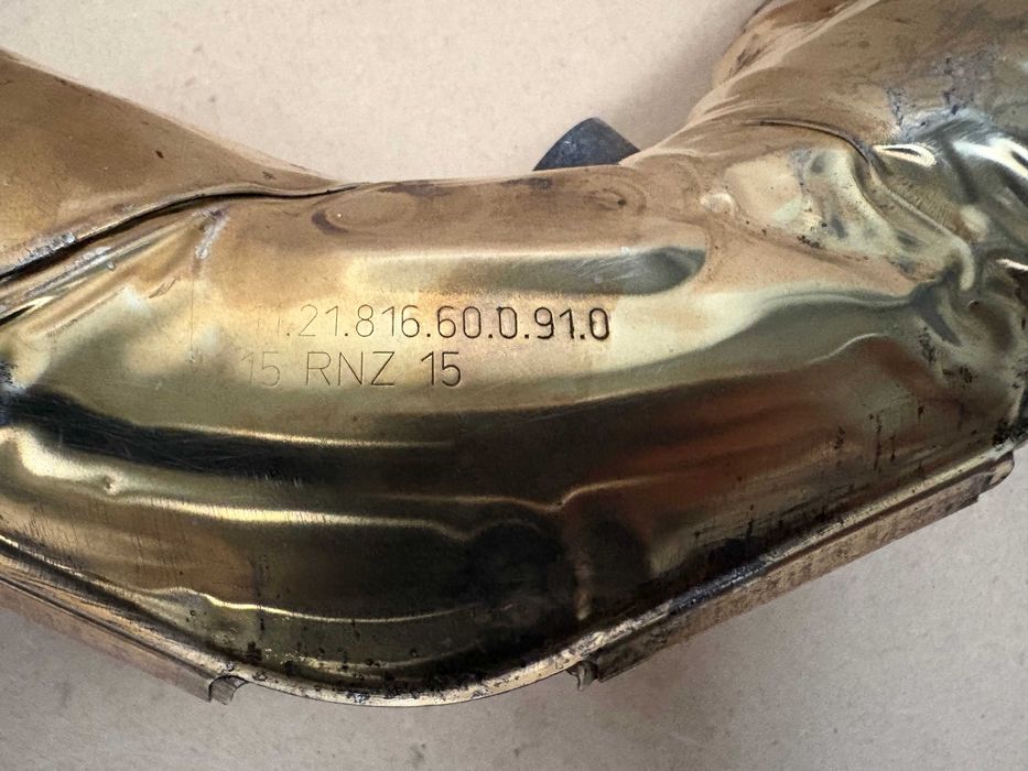 Оригинален катализатор БМВ М2 Ф87 М3 Ф80 М4 Ф82 1-3 Цилиндър