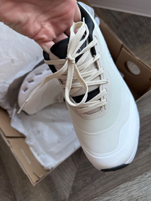 Маратонки OnCloud Running × LOEWE 23.5 см