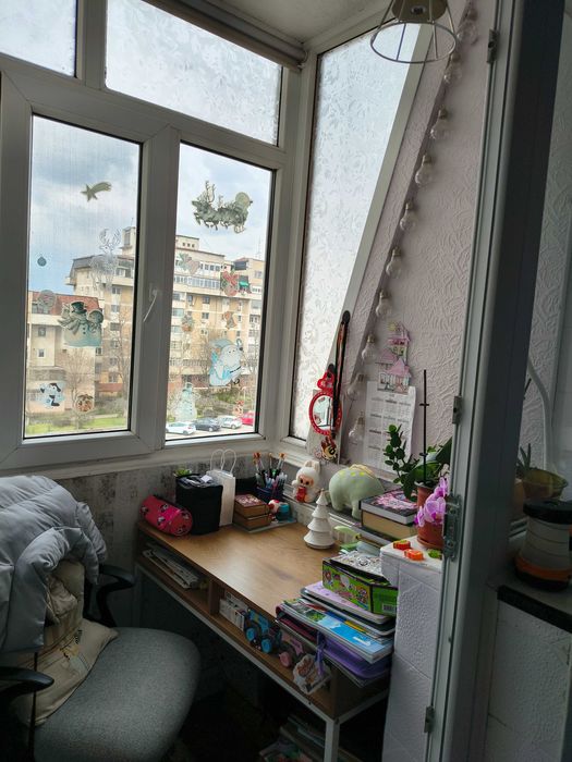 Vand apartament 2 camere decomandat