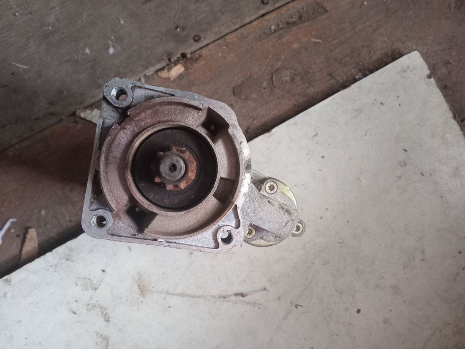 Рулевая рейка механическая Ауди100с3