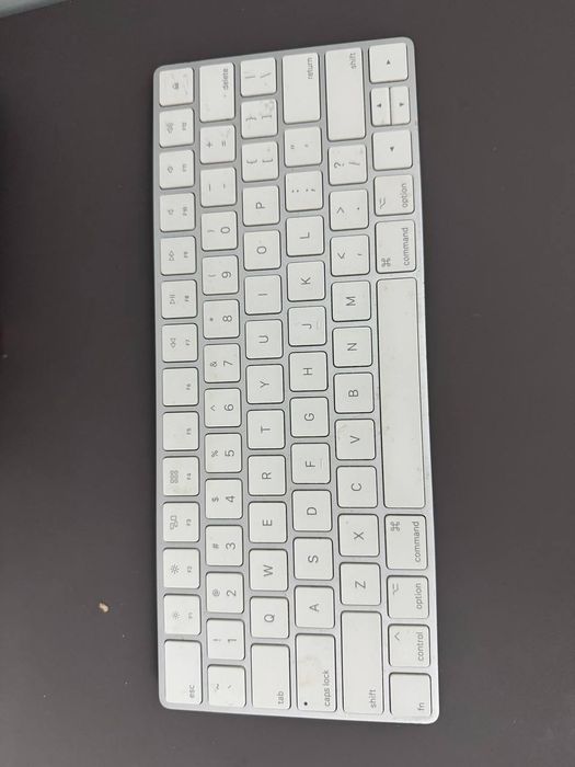 Продам клавиатуру apple magic keyboard