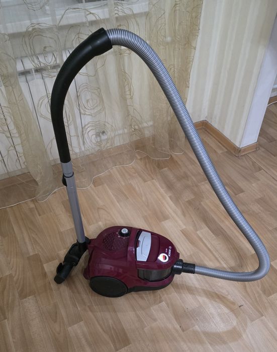 Пылесос Bosch BGC1UK1500