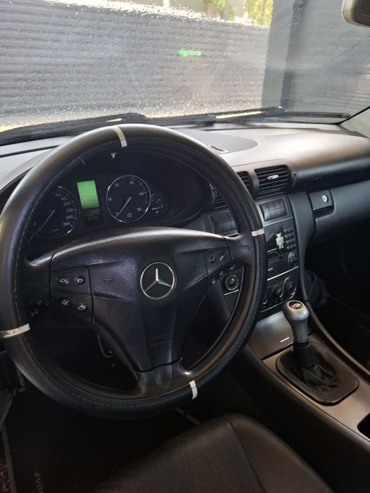 Mercedes C220 an 2003