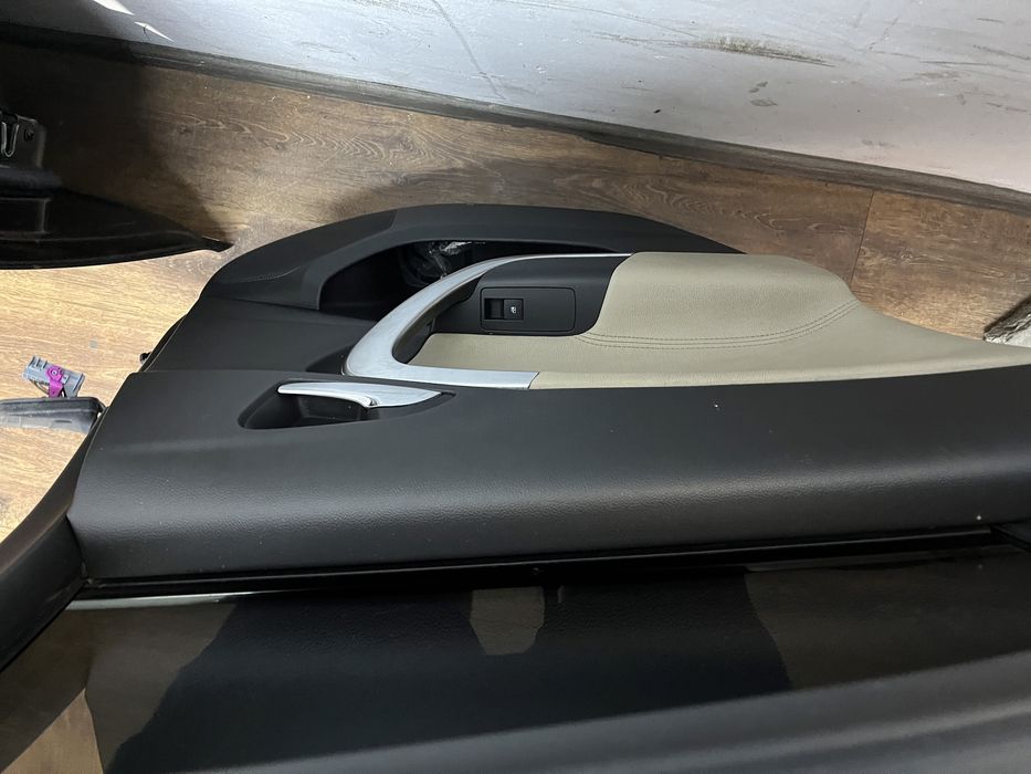 Portiera usa stanga fata spate Opel Insignia A Facelift 2013-2017