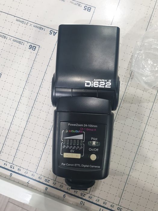 Фотовспышка новая